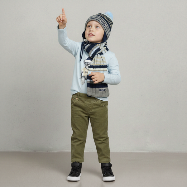 Boy's Hat and Scarf Set "Mis Tom" Wojcik Navy Blue with Blue Pom-pom, 98