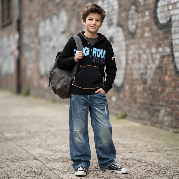 Sweater for boy Wojcik "Niebezpieczna Strefa 1" black, 128